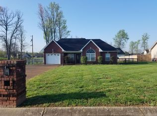 100 Gentry Dr, Portland, TN 37148