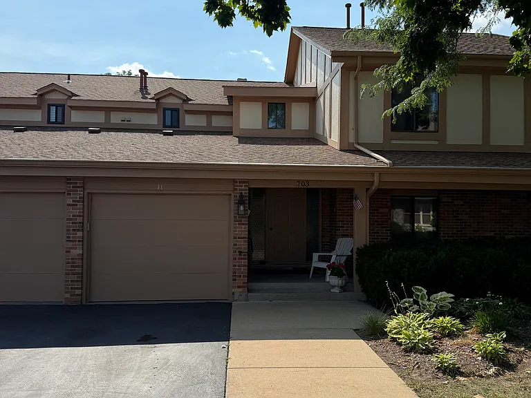 703 S Lake Shore Dr #H — Photo 2