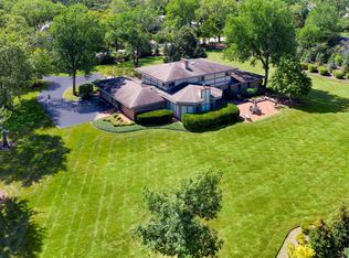 1150 North Ave, Bannockburn, IL 60015