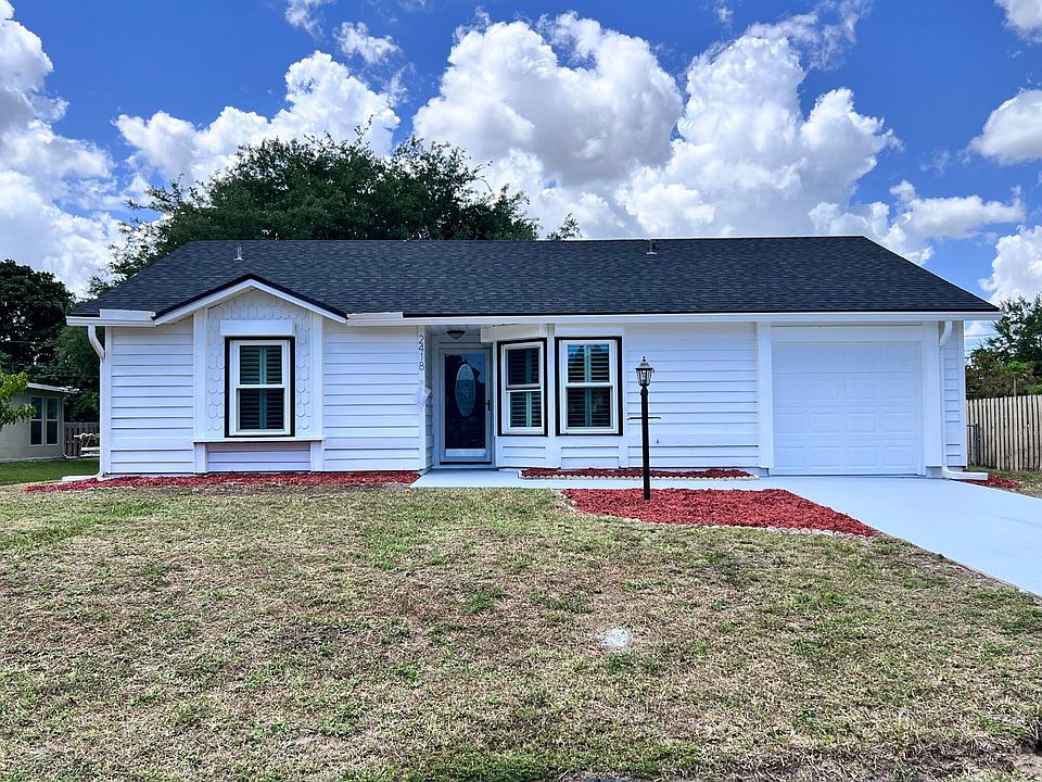 1st image of 2418 SE Sidonia Street