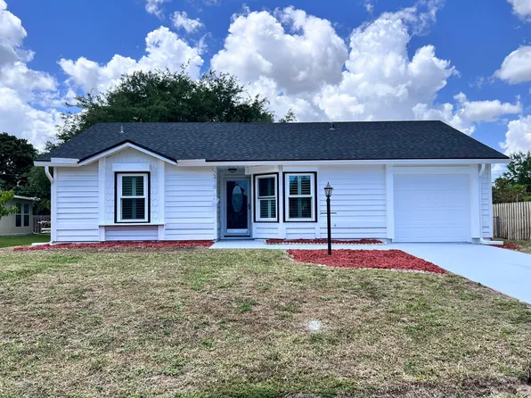2418 SE Sidonia Street, Port St Lucie, FL 34952