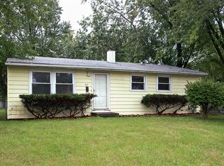 257 Harrison St, Carpentersville, IL