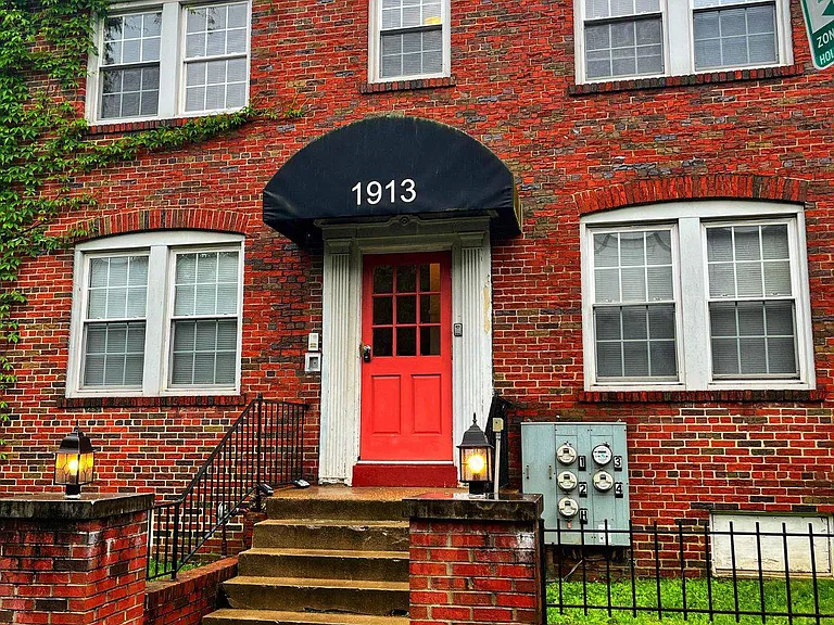 1913 Rosedale St NE #1 — Photo 12