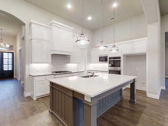3rd image of 1129 Tupelo Lndg