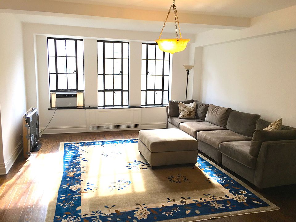 1st image of 340 W 57th St APT 9J