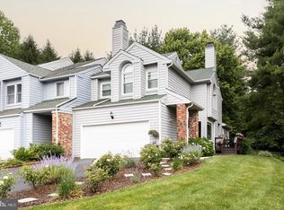 217 Sleepy Hollow Ct, Newark, DE 19711