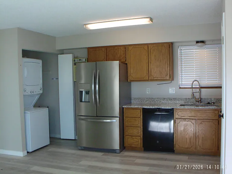 2516 Glen View Ave #B — Photo 3