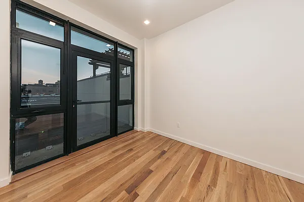 Rented by Nooklyn NYC LLC | media 7