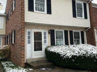 38 Fair Isle Cir, Chalfont, PA 18914