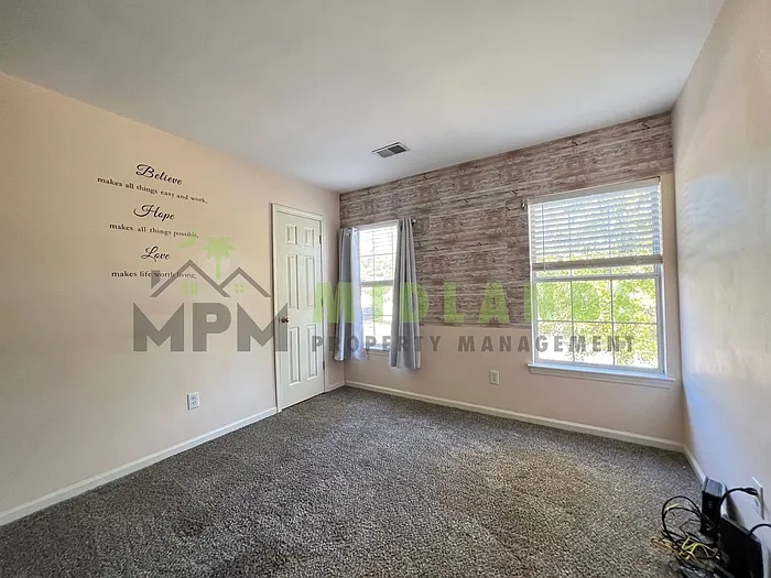 168 Springway Dr — Photo 26