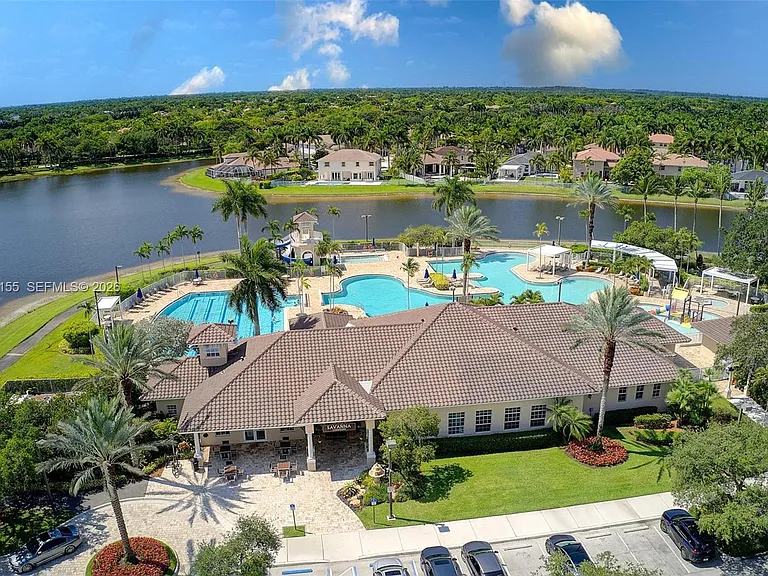 1530 Canary Island Dr — Photo 18