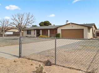 11795 Kiowa Rd, Apple Valley, CA 92308