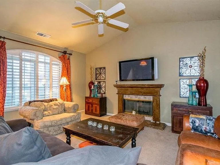 9243 N Price Ave — Photo 20
