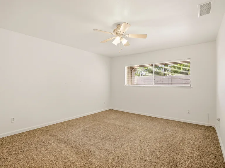 11315 Matinal Cir — Photo 13