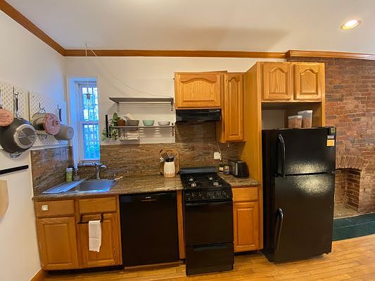 2nd image of 458 Court St #2