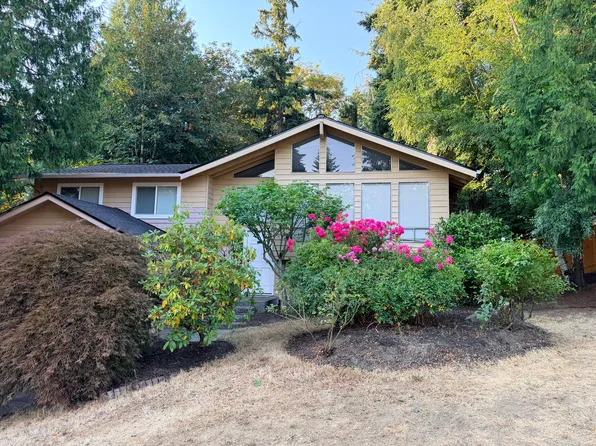 12812 NE 113th St, Kirkland, WA 98033
