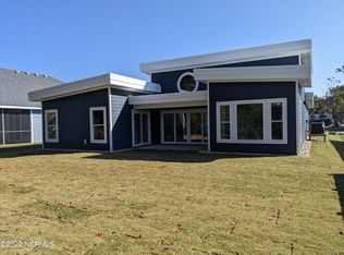 604 Harmony Ln, Kill Devil Hills, NC 27948