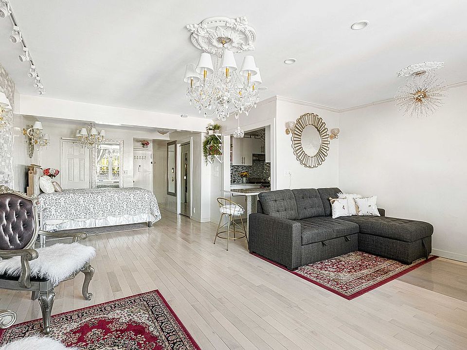 1st image of 130 Hicks St APT 6A