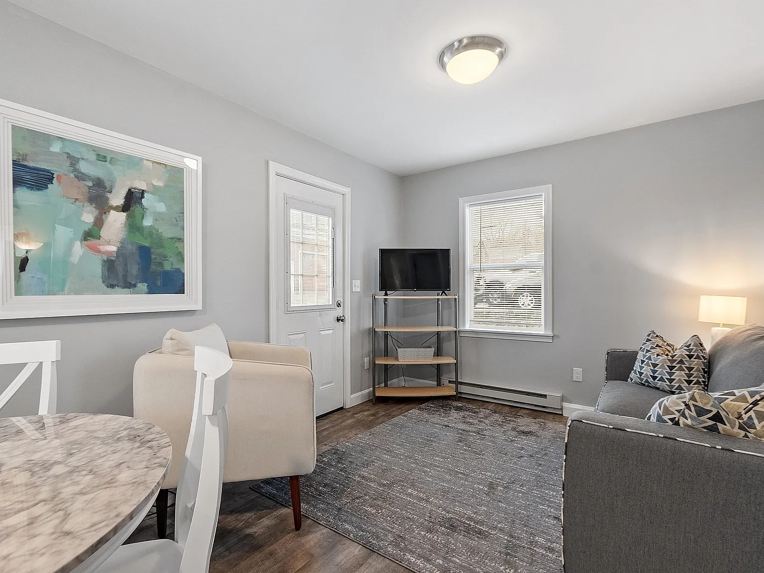 1 bed, 1.0 bath, 400 sqft, $2,000 — Photo 4