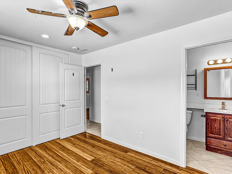 2683 Caulfield Dr — Photo 22
