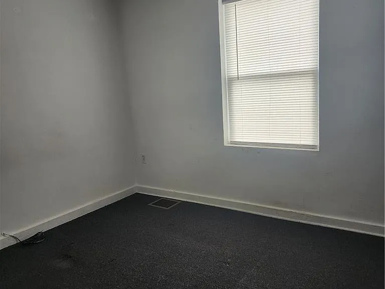 724 E Barner St — Photo 6
