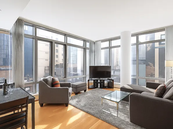 18 West 48th Street image 1 of 4