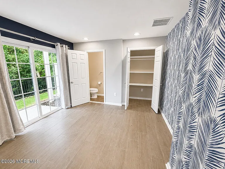 235 Yale Blvd — Photo 18