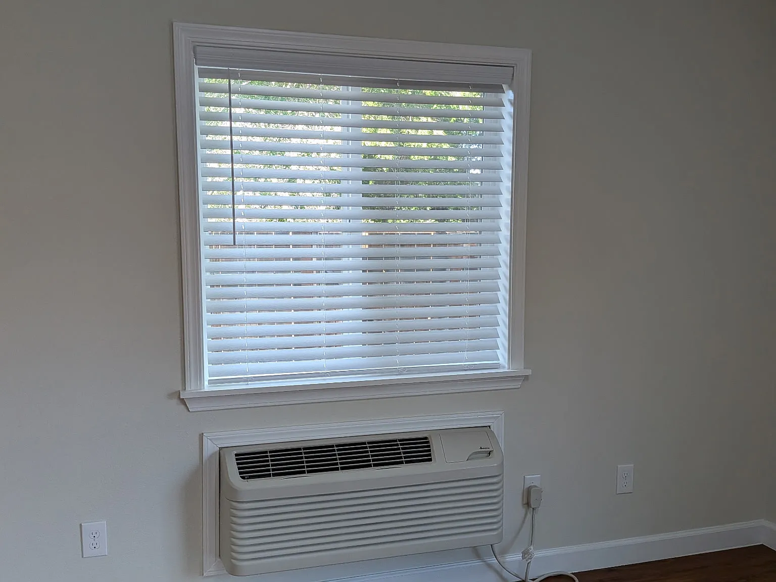 2 bed, 1.5 bath, 1200 sqft, $1,500 — Photo 4