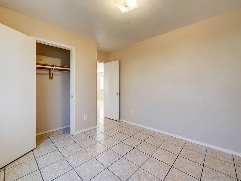 108 N Adams St — Photo 15