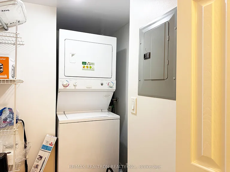 19 Barberry Pl #416 — Photo 18