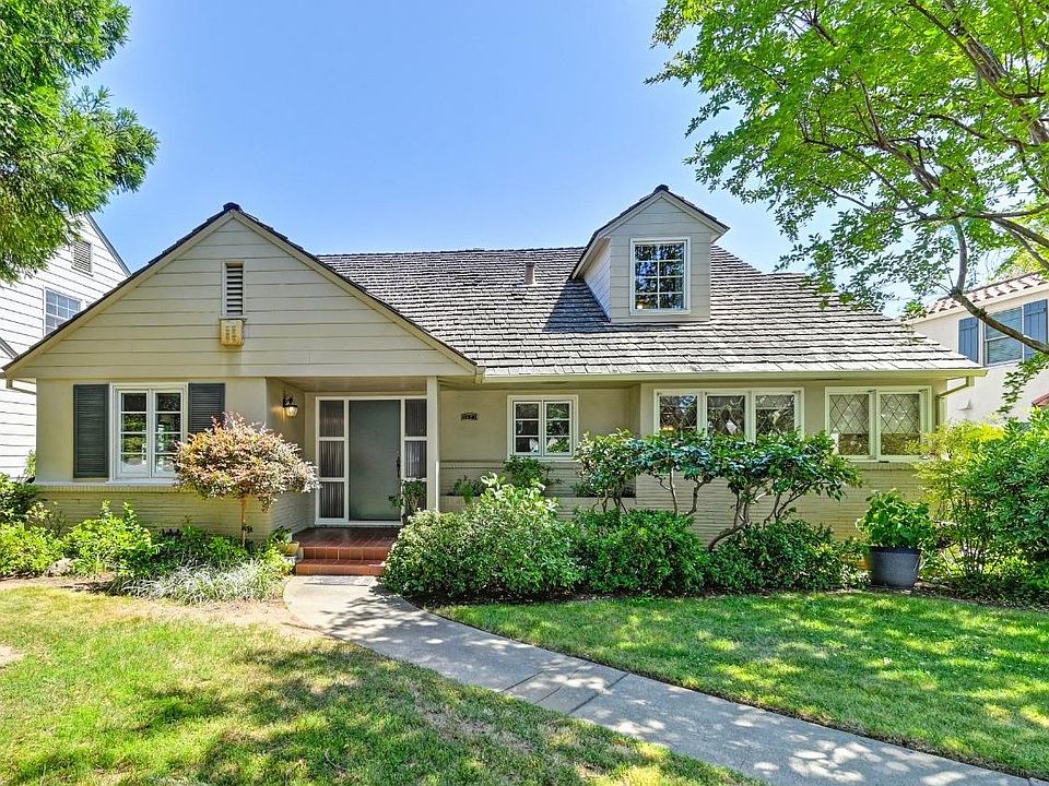 1st image of 3421 College Ave