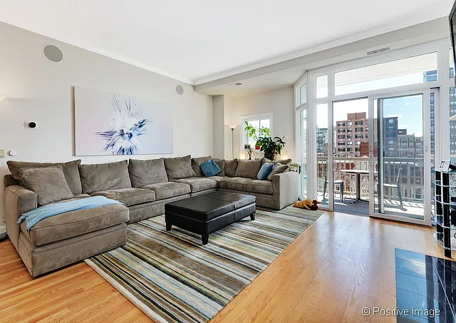 2 bed, 1654 sqft, $4,900 — Photo 3