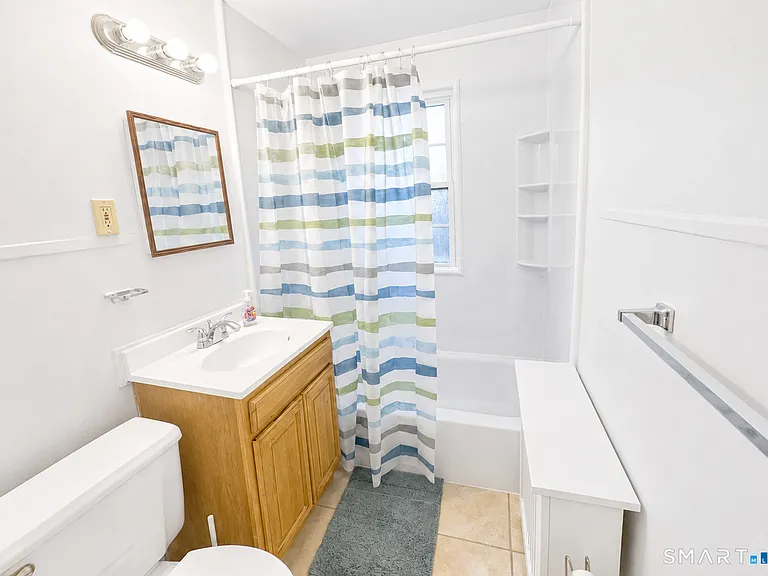 29 Clarmore Dr #2A — Photo 10