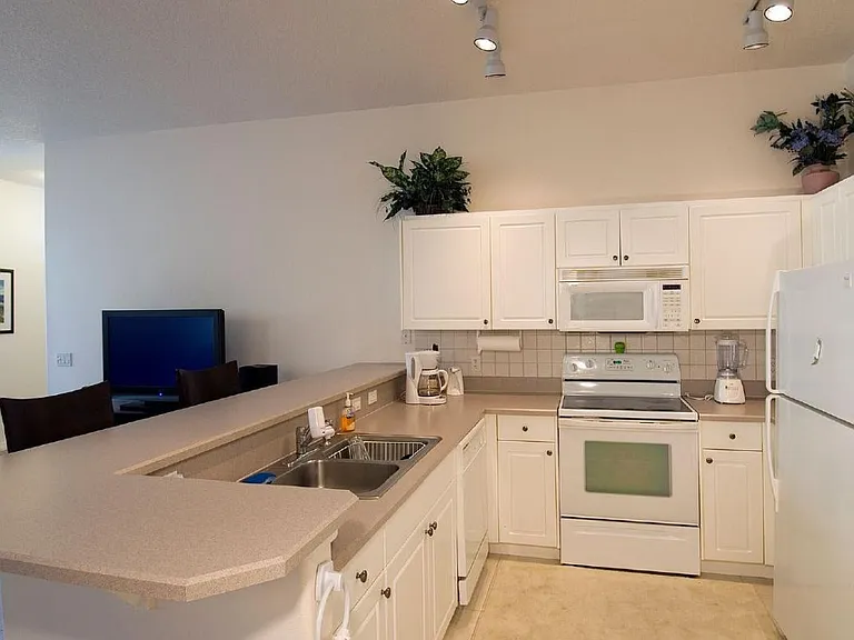 132 Barlow Ave — Photo 3