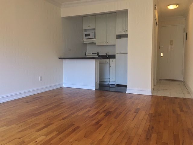 2nd image of 1661 York Ave APT 4C