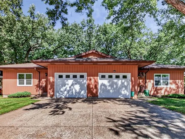2810 & 2812 Hallie Lane #1 & 2, Eau Claire, WI 54703