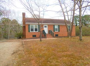 8421 Pierce Olive Rd, Apex, NC 27539