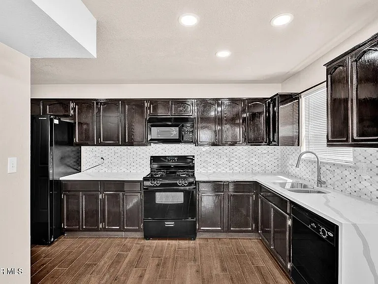 14208 Bailee Point Ln — Photo 6