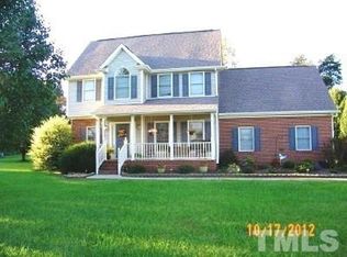 3903 Longmeadow Dr, Mebane, NC 27302