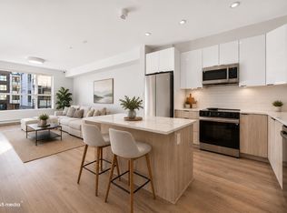 13458 95th Ave #319, Surrey, BC V3V 1N5