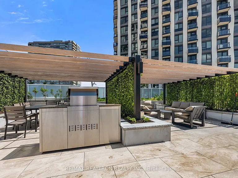 25 Cordova Ave #Penthouse 06 — Photo 41