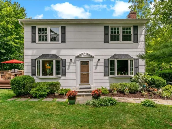 61 Poplar Road, Briarcliff Manor, NY 10510