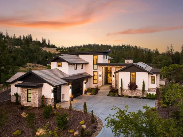 2056 Long View Dr, Meadow Vista, CA 95722