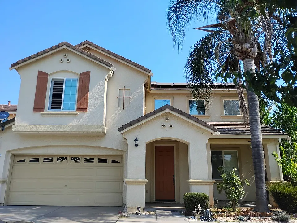 1261 Baxter Dr