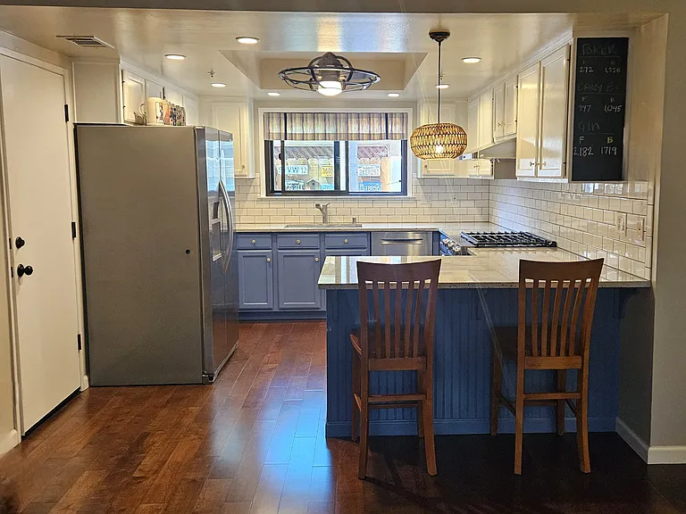 1002 El Prado #A — Photo 9