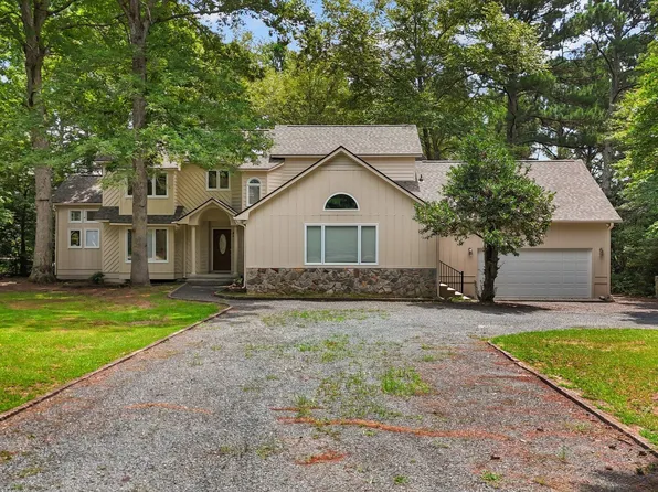 316 Loblolly Drive, Vass, NC 28394
