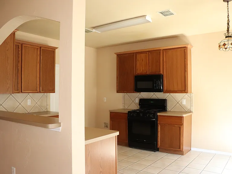 8508 Prairie Dawn Dr — Photo 7