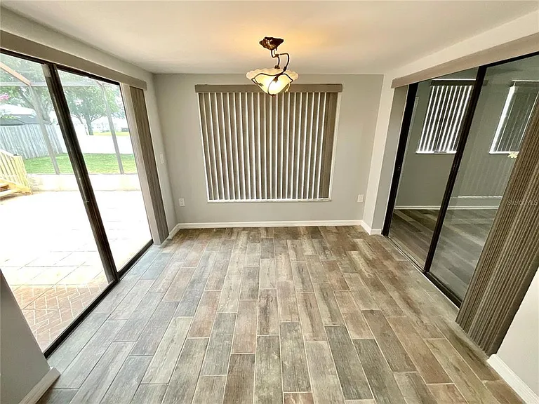 2991 Valencia Ln E — Photo 9