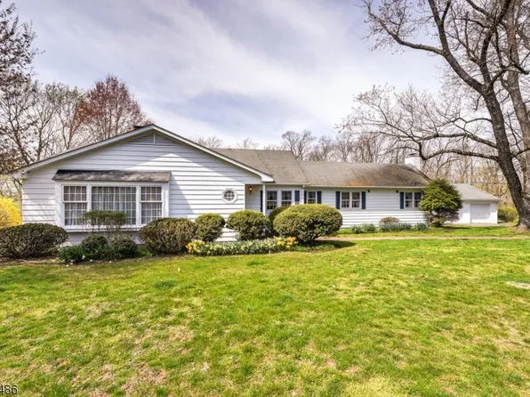 536 Blackpoint Rd, Hillsborough Twp., NJ 08844