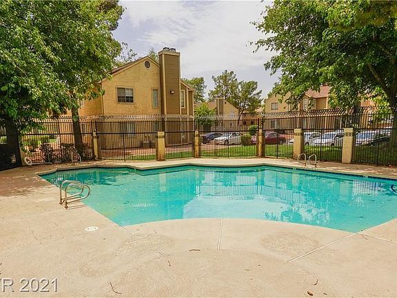 5th image of 2684 Bryandouglas Dr